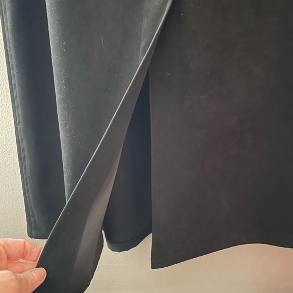 Talbots Stretch Long Black Skirt Size 12 - Picture 4 of 10